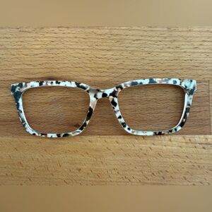 Pair Eyewear Larkin Topper